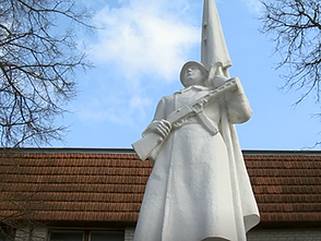 Paminklas sovietų kariams Žiežmariuose Paminklas sovietų kariams Žiežmariuose