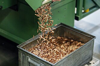 Giraitės ginkluotės gamykloje atidaryti du modernūs įrenginiai Giraitės ginkluotės gamykloje atidaryti du modernūs įrenginiai