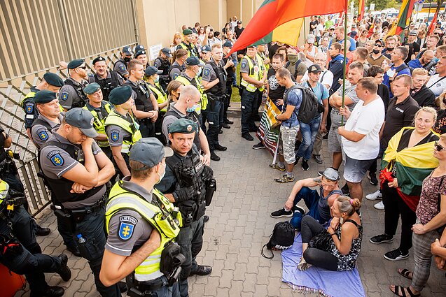 Mitingas prie Seimo Mitingas prie Seimo