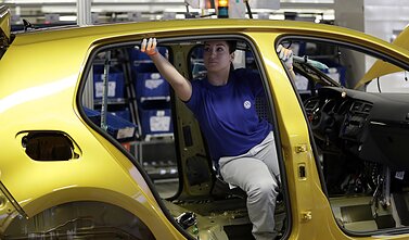 „Volkswagen“ „Volkswagen“