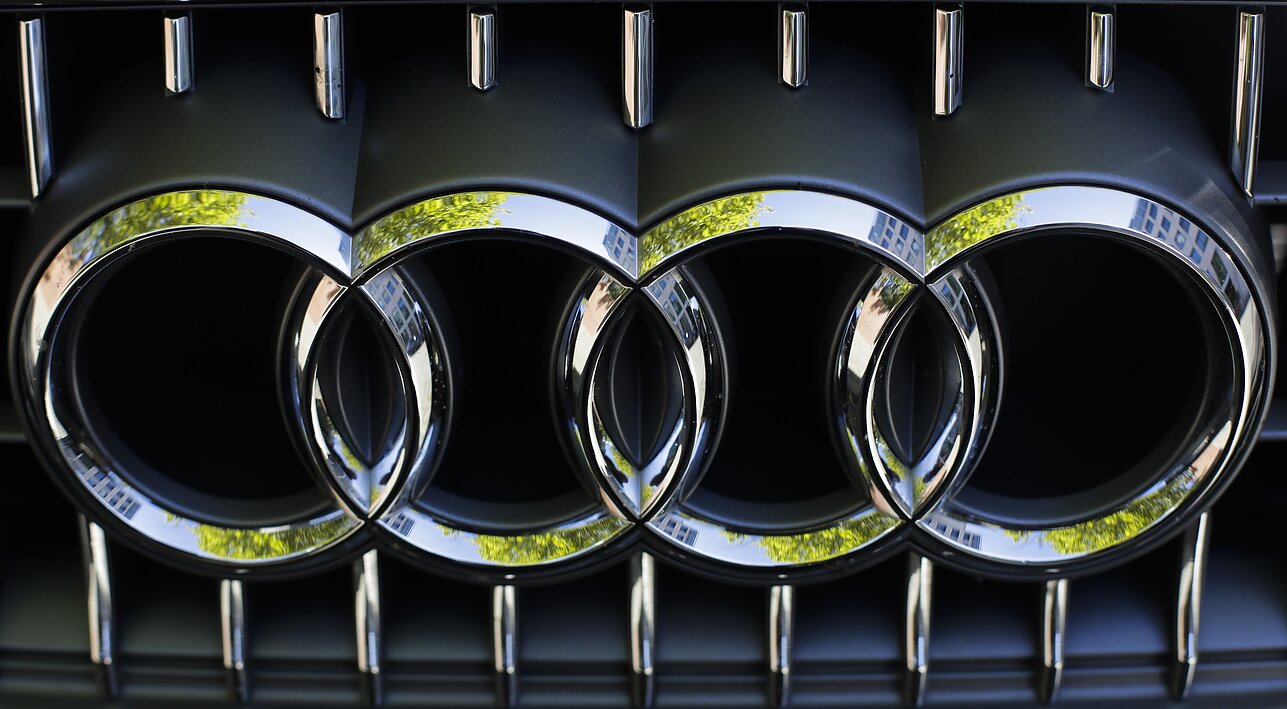 „Audi“ „Audi“