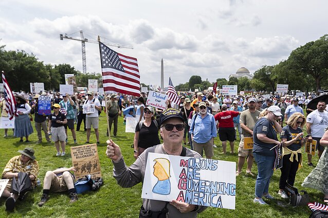 Veteranų reikalų departamentą palaikantis mitingas Veteranų reikalų departamentą palaikantis mitingas