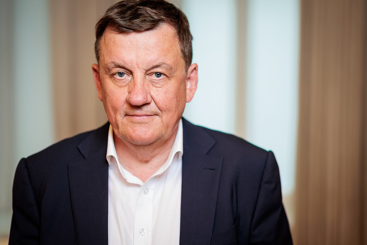 Rolandas Valiūnas Rolandas Valiūnas