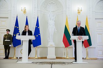 Robertos Metsolos ir Gitano Nausėdos spaudos konferencija Robertos Metsolos ir Gitano Nausėdos spaudos konferencija