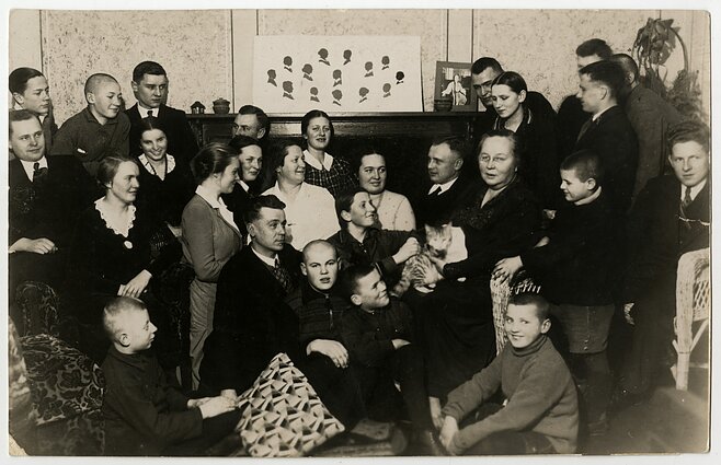 Stanislava Venclauskienė with her daughters and foster children at her home. Stanislava Venclauskienė with her daughters and foster children at her home.