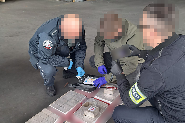 Lenkijos policija sulaikė toną heroino Lenkijos policija sulaikė toną heroino